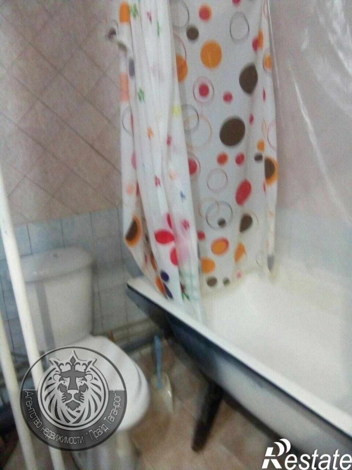 2-комн квартира 18-й пер, /Октябрьская