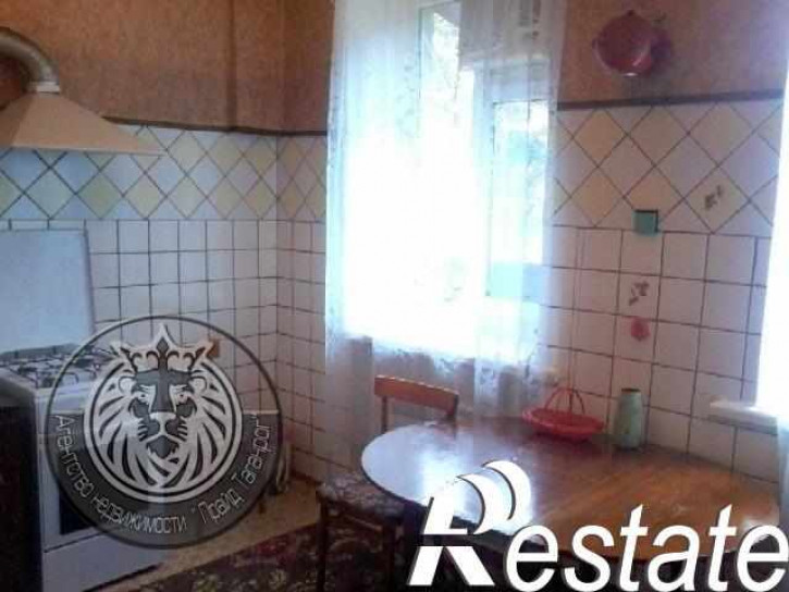 2-комн квартира Социалистическая ул, 7/2