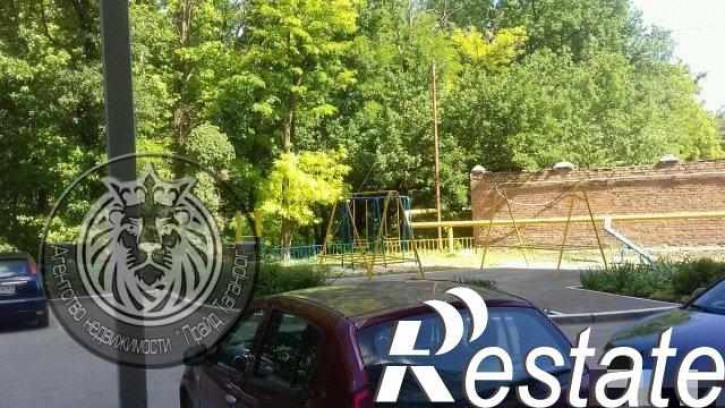 1-комн квартира Маршала Жукова ул, 1 Е