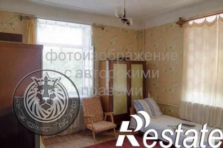 2-комн квартира Октябрьская пл, 2