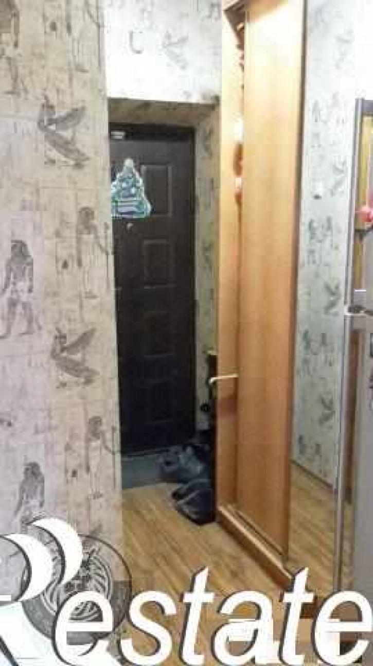 3-комн квартира Комарова ул, 4