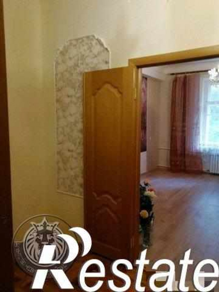 3-комн квартира Таганрог, Ростовская область, Центральный район