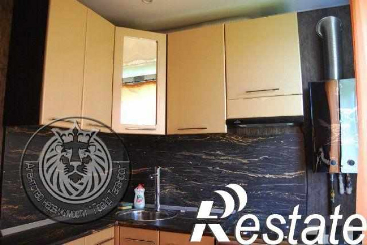 2-комн квартира Щорса ул, 8