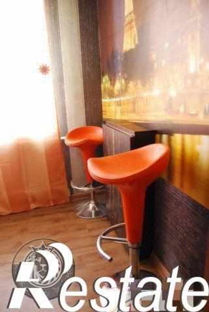 2-комн квартира Щорса ул, 8