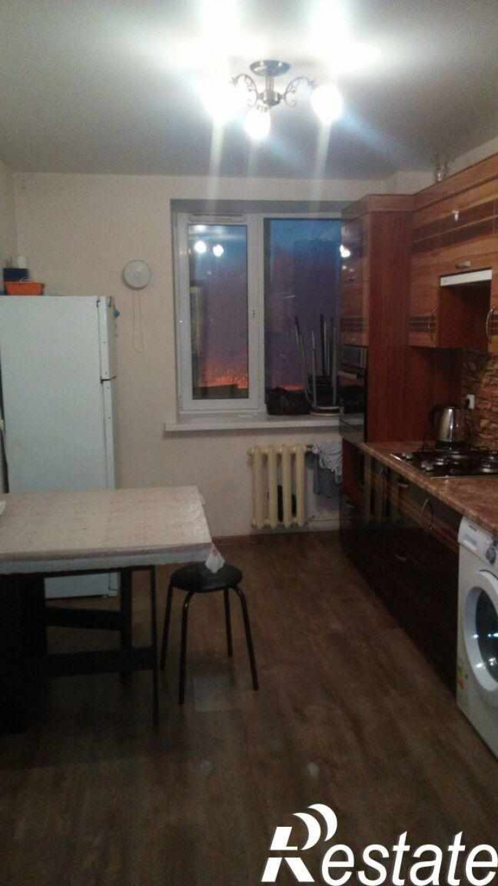 2-комн квартира Солнечная,58