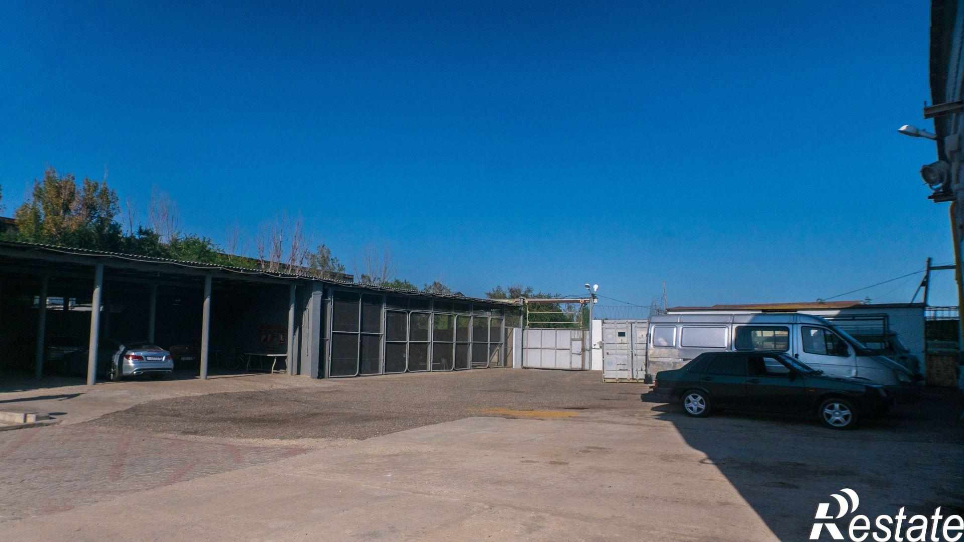 Сдать помещение свободного назначения за 220 000 рублей на г. Астрахань, ул. Украинская, 3