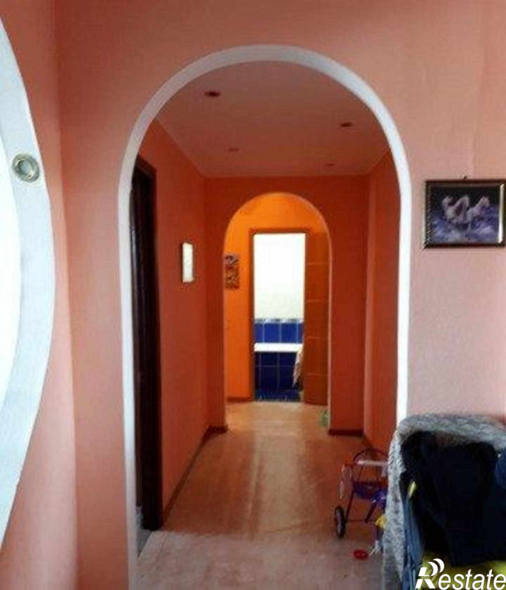 4-комн квартира Белградская, 25