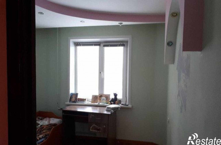 4-комн квартира Белградская, 25