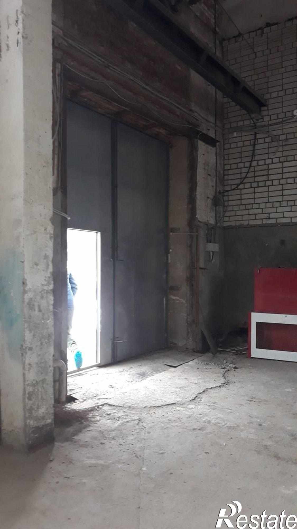 Сдать складское помещение за 43 750 рублей на г. Астрахань, Ленинский район, ул. Рыбинская, 3