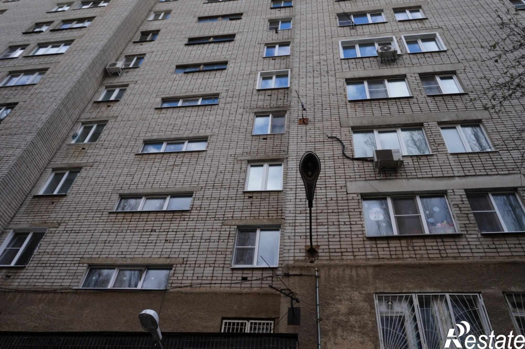 Купить комнату за 450 000 рублей на пр-кт. Победы, д. 104