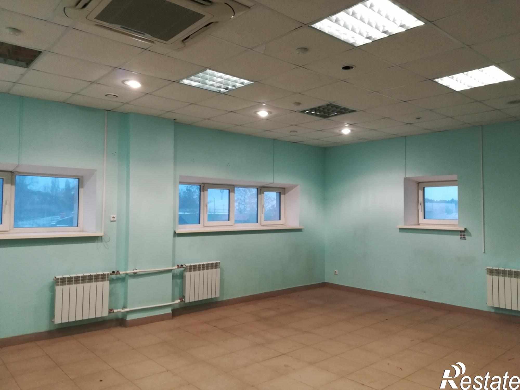 Сдать торговое помещение за 27 600 рублей на пл. пл Мира, д. --