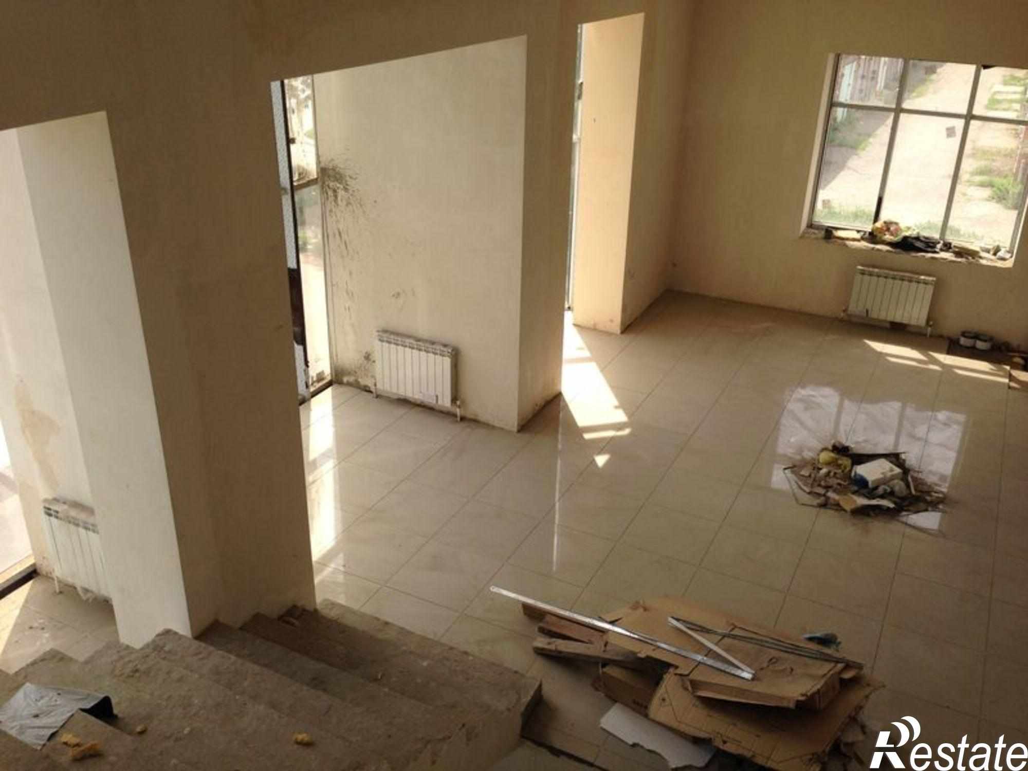 Сдать офис, помещение под офис за 1 089 000 рублей на г. Астрахань, ул. Латышева, 12