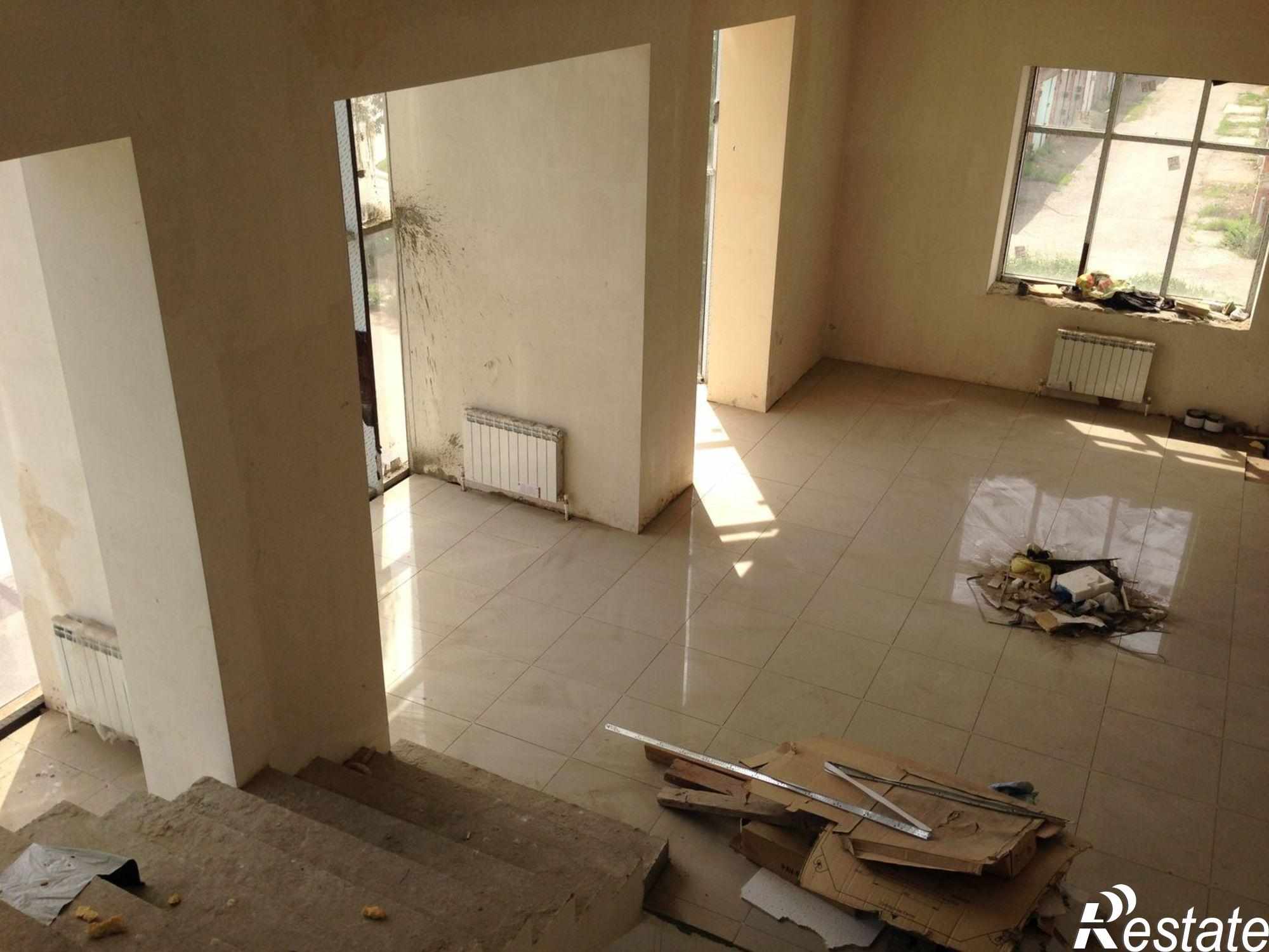 Сдать помещение свободного назначения за 292 800 рублей на г. Астрахань, Ленинский р-н, ул. Латышева. 11б