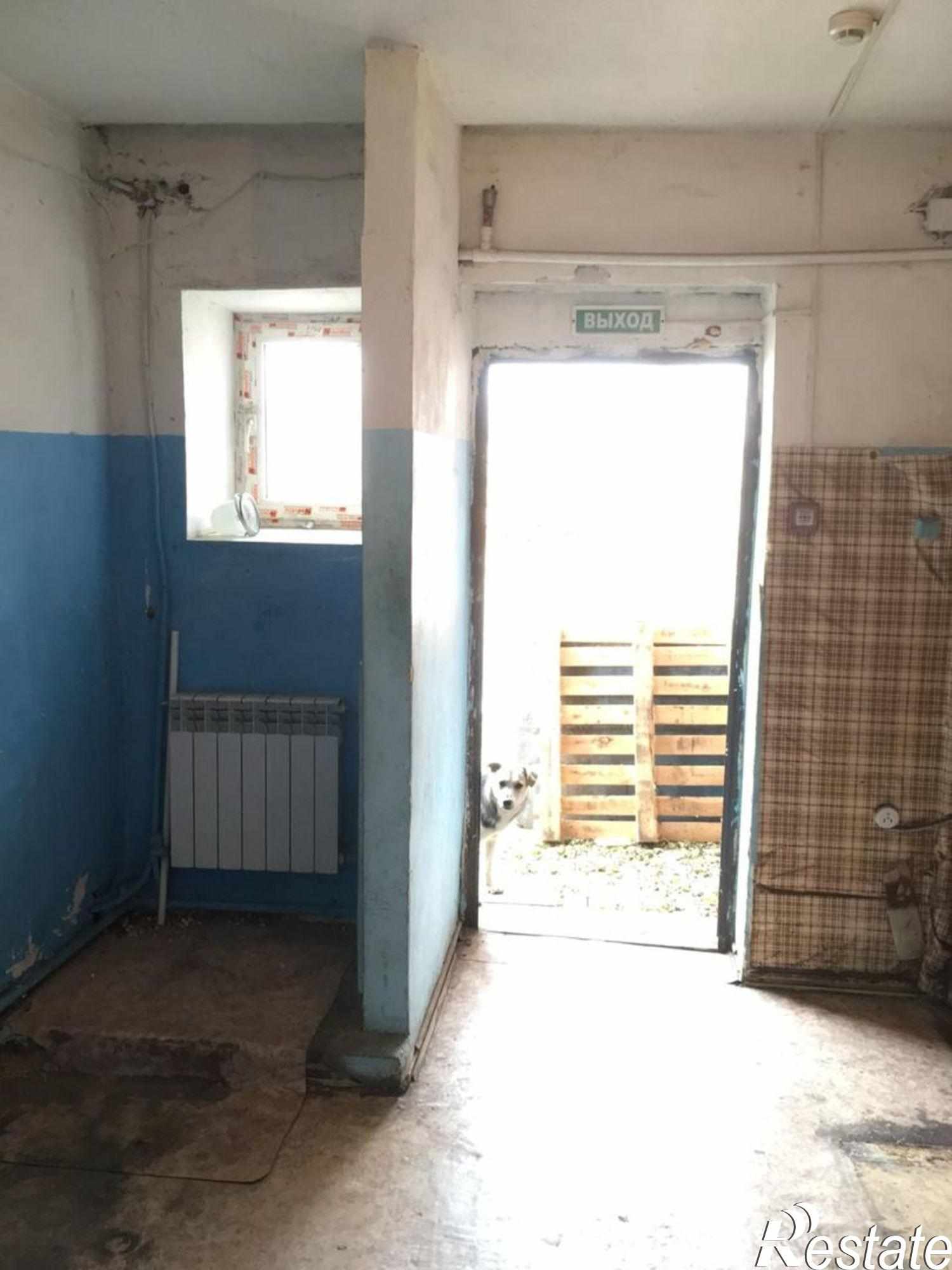 Сдать складское помещение за 16 575 рублей на г. Астрахань, Советский район, ул. Боевая, 136