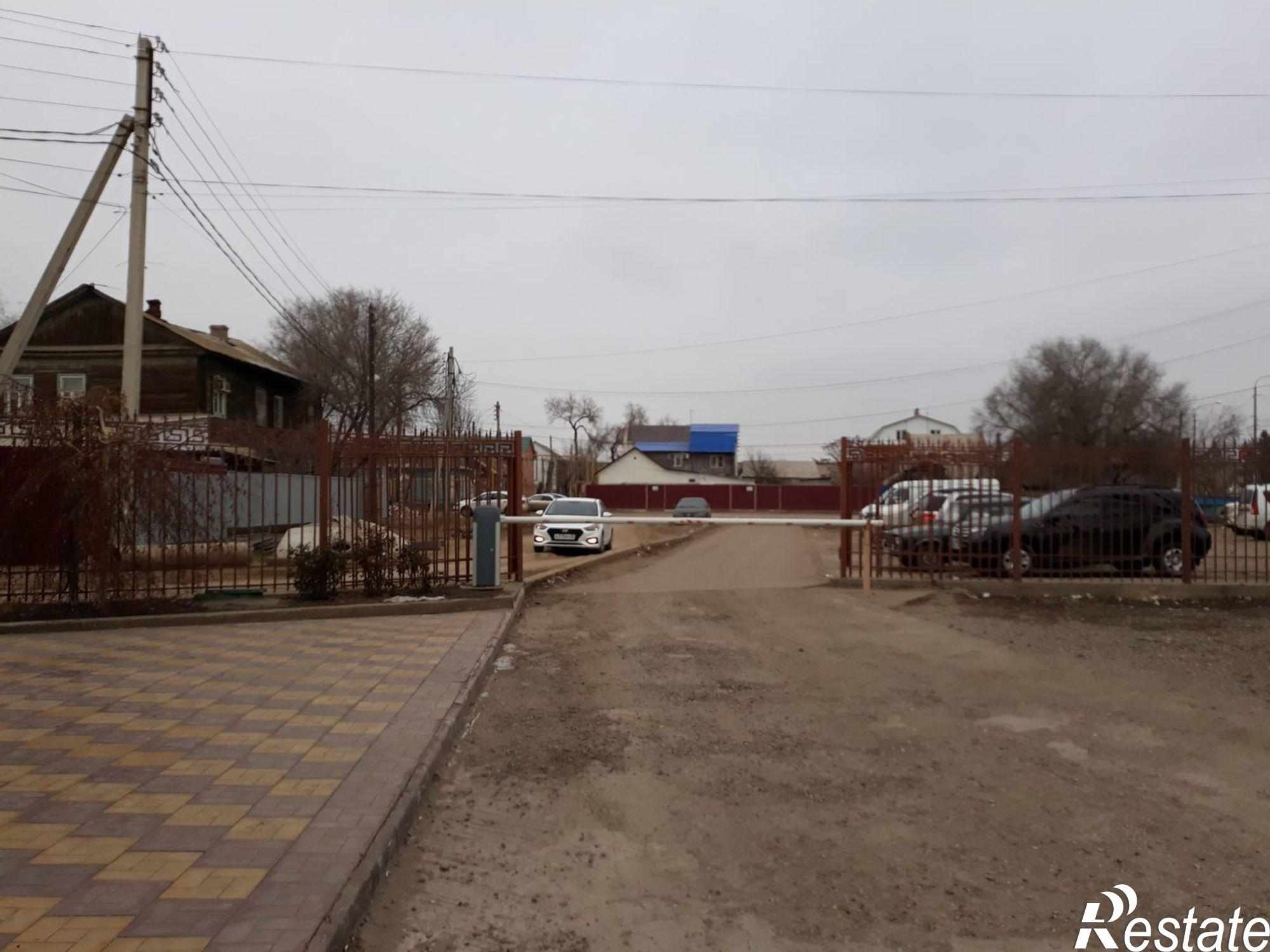 Сдать офис, помещение под офис за 41 990 рублей на г. Астрахань, Советский р-н, ул. Набережная реки Царева 1