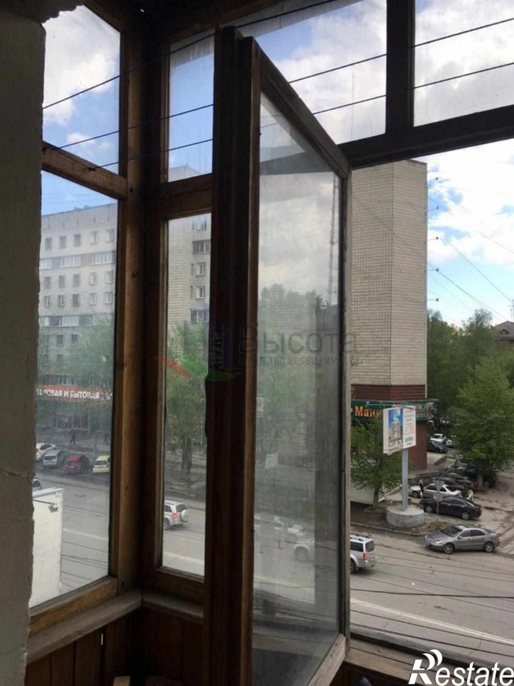 1-комн квартира ул. Титова,2