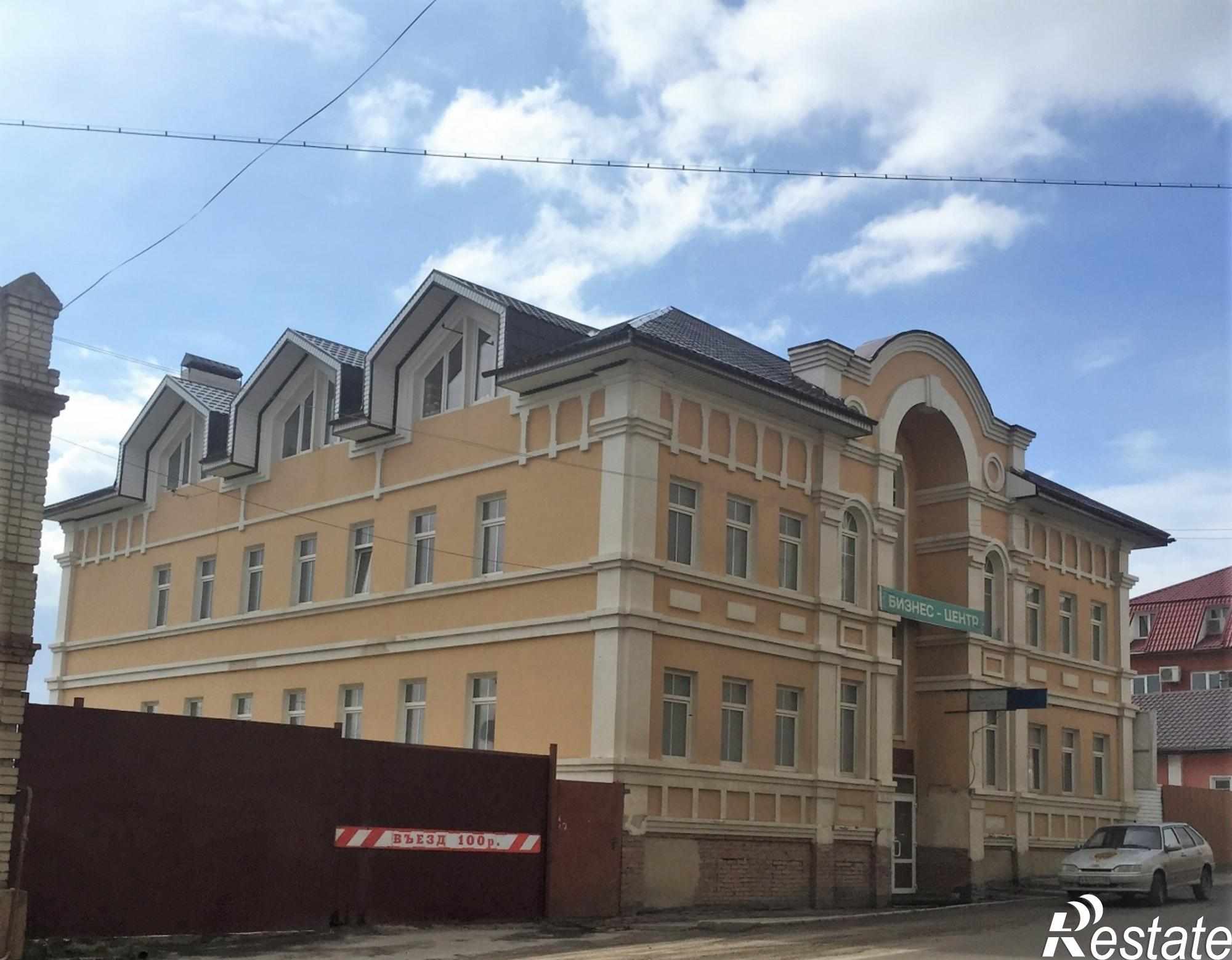 Сдать торговое помещение за 200 000 рублей на ул. Лермонтова, д. 15