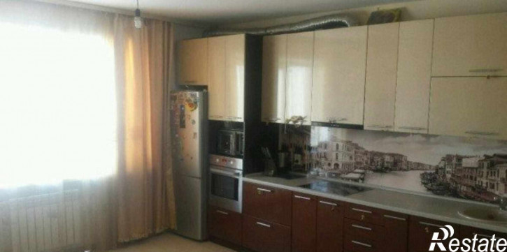 2-комн квартира ул. Виталия Потылицына,1