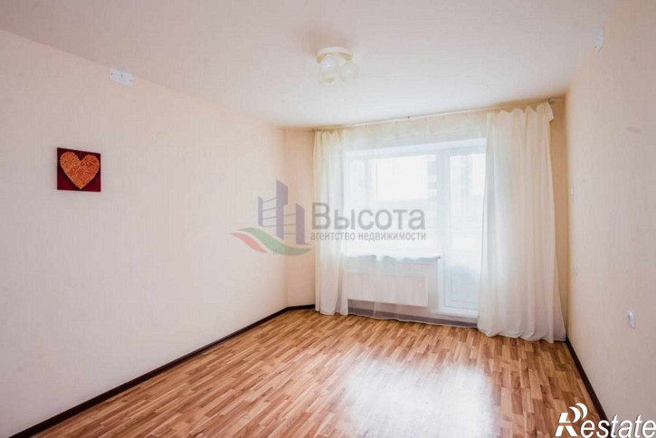 2-комн квартира в новом доме ул. Титова,33