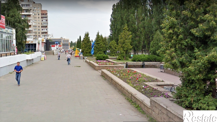 Торговое помещение Космонавтов, д. 104