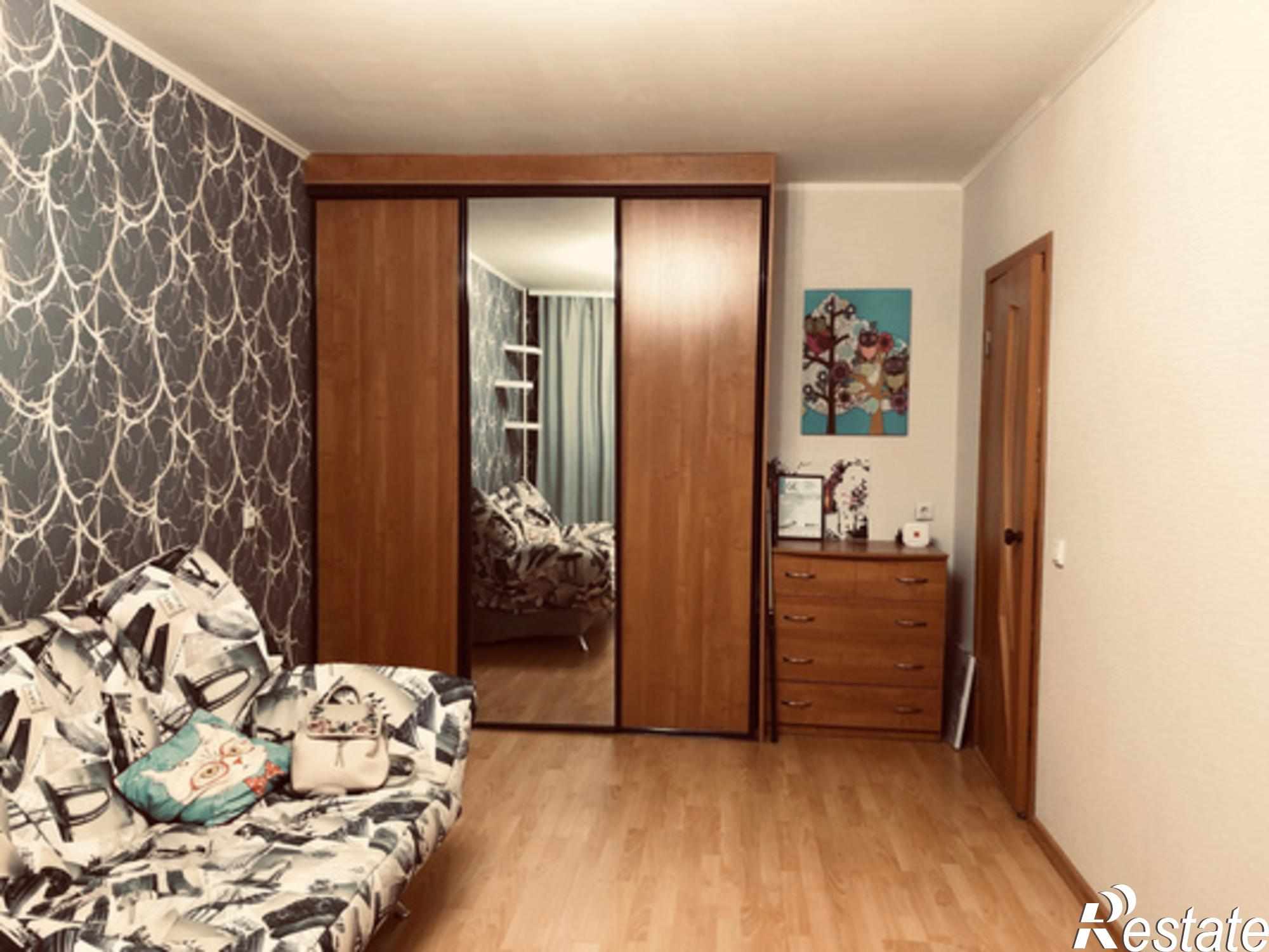 Купить квартиру за 1 650 000 рублей на Киров г, Чистопрудненская ул, 1к1