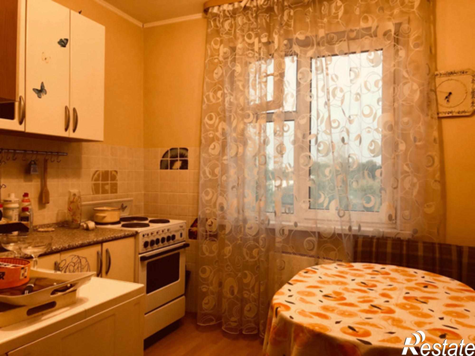 Купить квартиру за 1 650 000 рублей на Киров г, Чистопрудненская ул, 1к1
