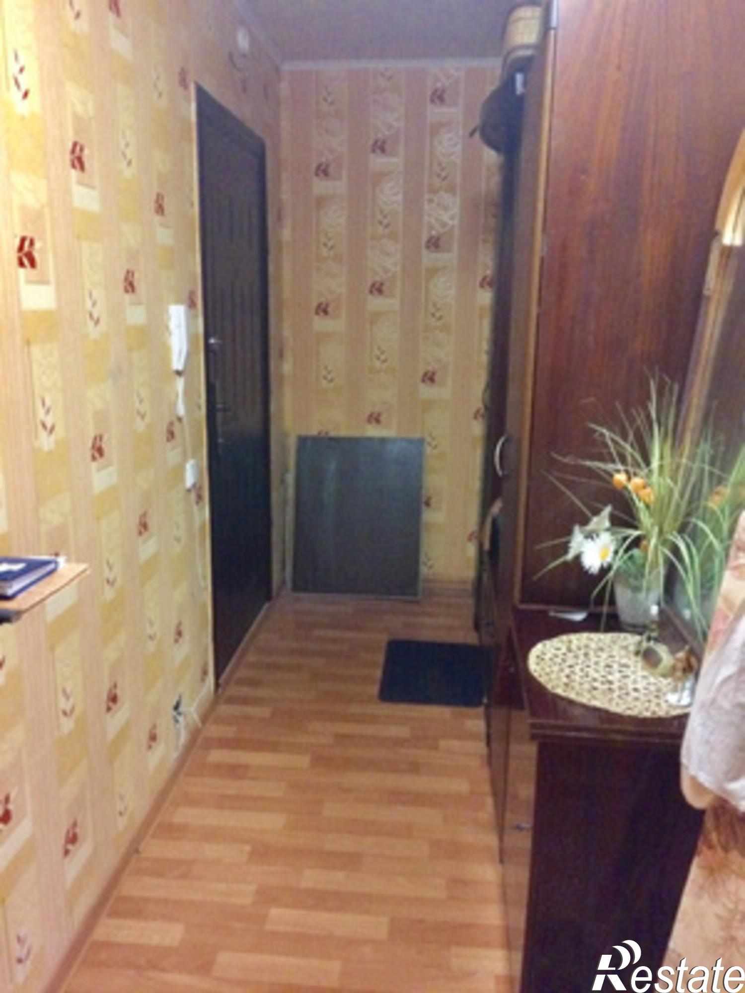 Купить квартиру за 1 600 000 рублей на Киров г, Олега Кошевого ул, 12