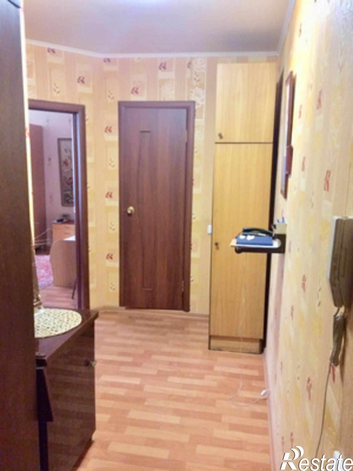 Купить квартиру за 1 600 000 рублей на Киров г, Олега Кошевого ул, 12