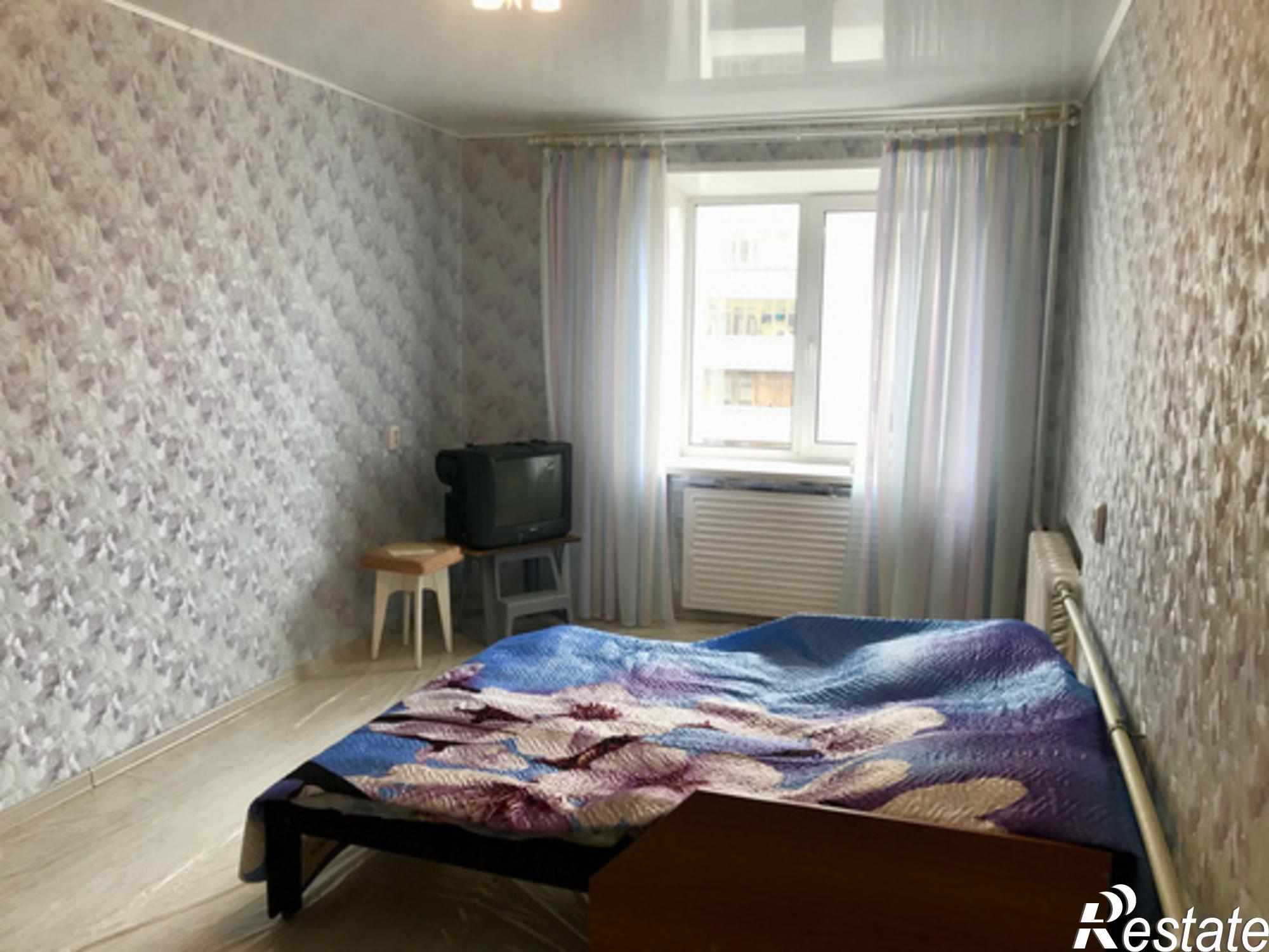 Купить квартиру за 1 950 000 рублей на Киров г, Чехова ул, 8