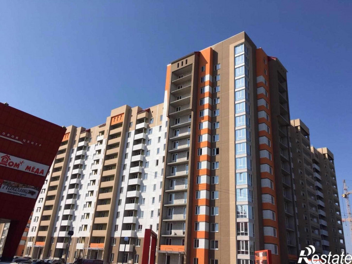 4-комн квартира в новом доме ул. Антона Петрова, 221 г
