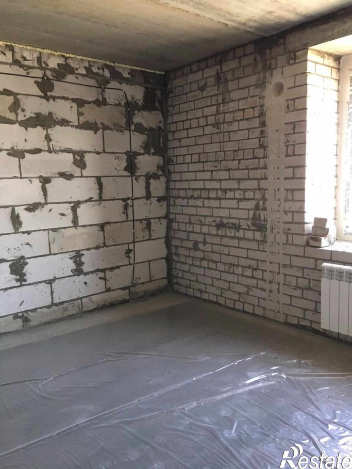 4-комн квартира в новом доме ул. Антона Петрова, 221 г