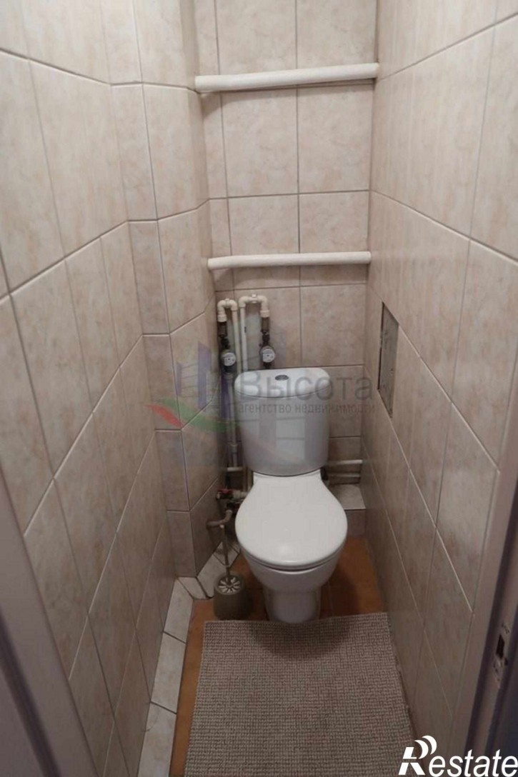 2-комн квартира ул. Комсомольская,3