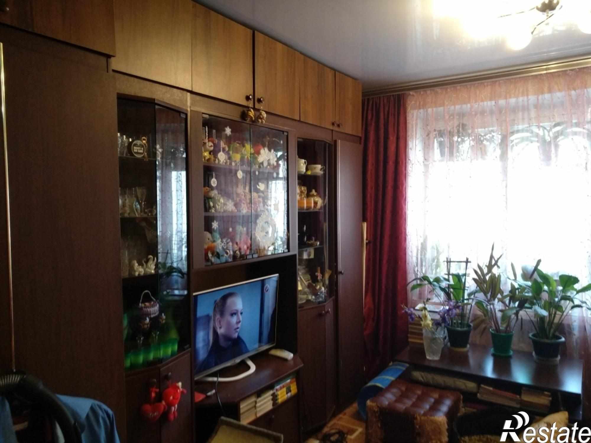 Купить комнату за 550 000 рублей на 9 Января ул, 1