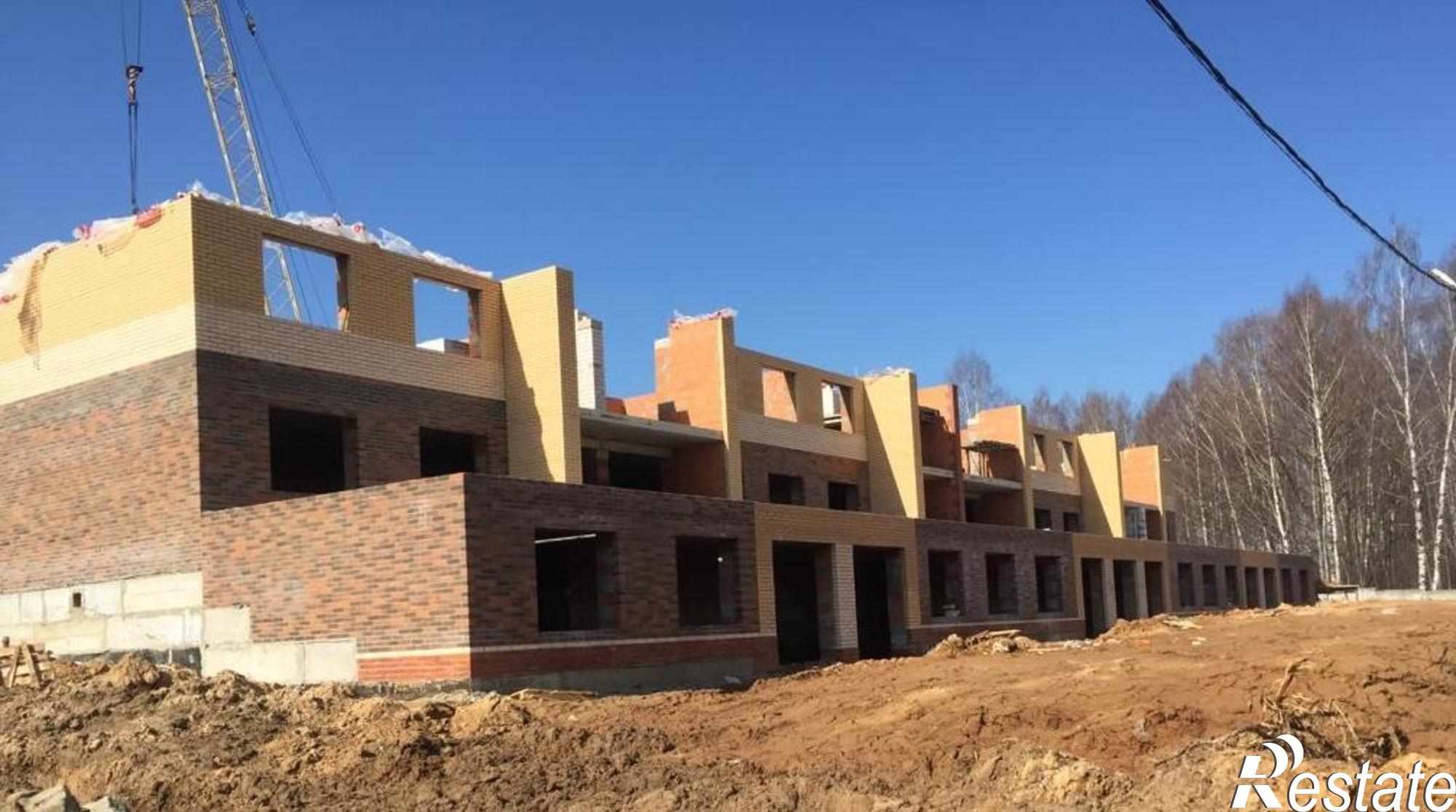 Купить квартиру за 2 720 570 рублей на Радиозаводская улица, 44