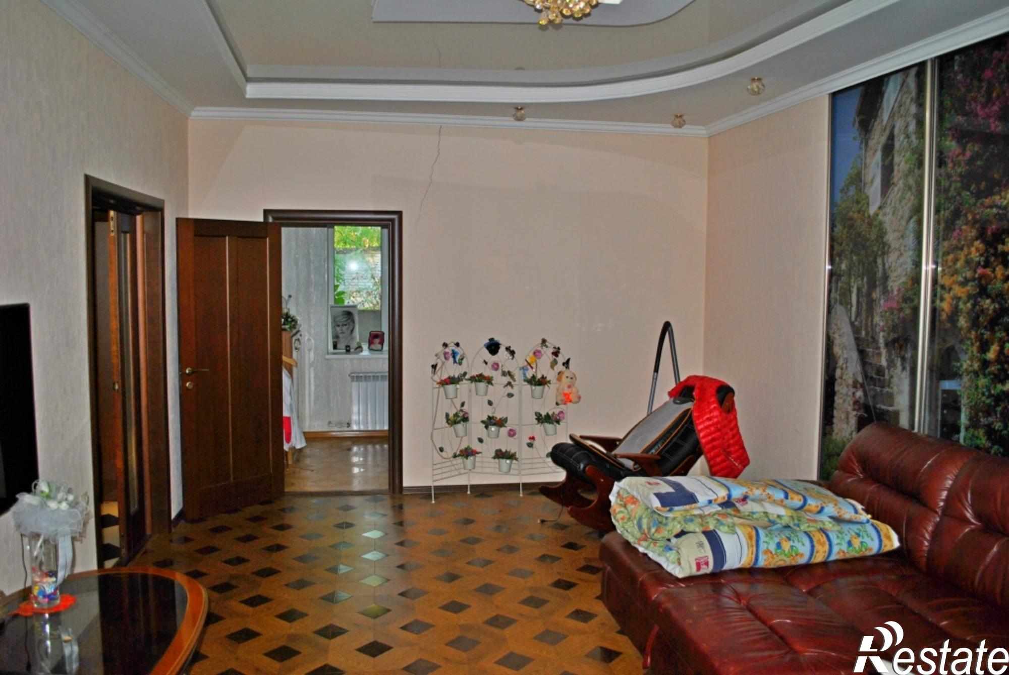 Купить дачу, дом, коттедж за 7 000 000 рублей на Нежнова ул