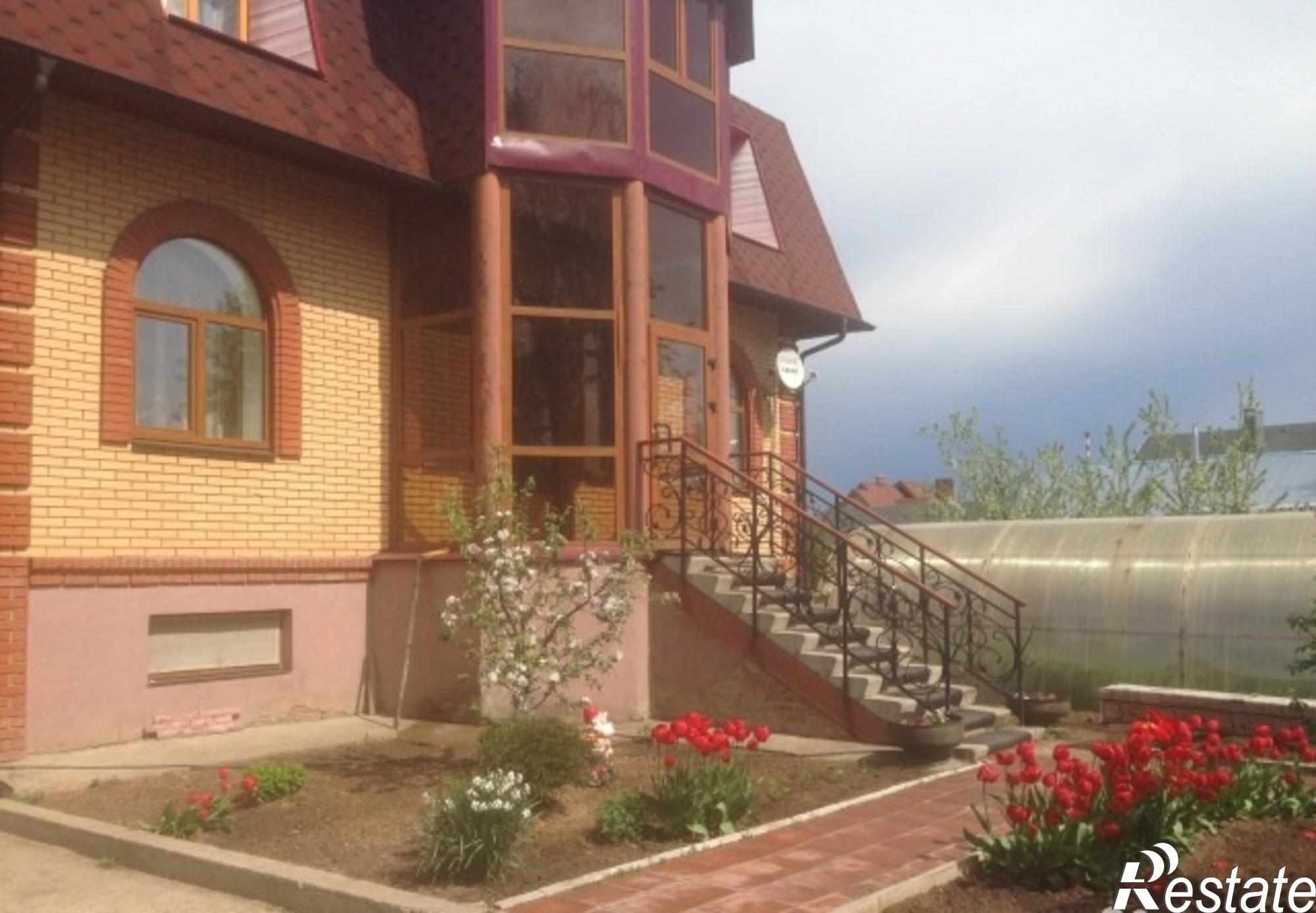 Купить дачу, дом, коттедж за 22 000 000 рублей на Лиственная улица, д.30