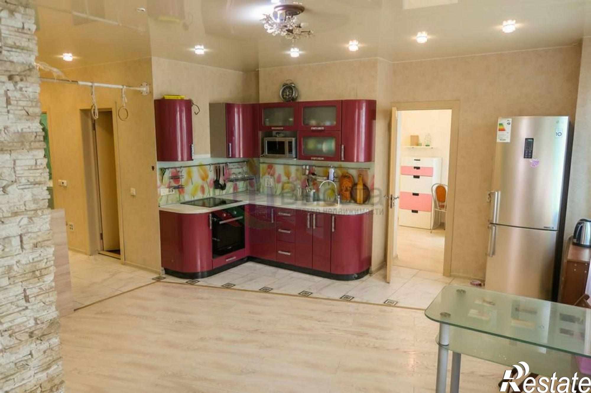 Купить квартиру за 6 200 000 рублей на ул. Овражная,11