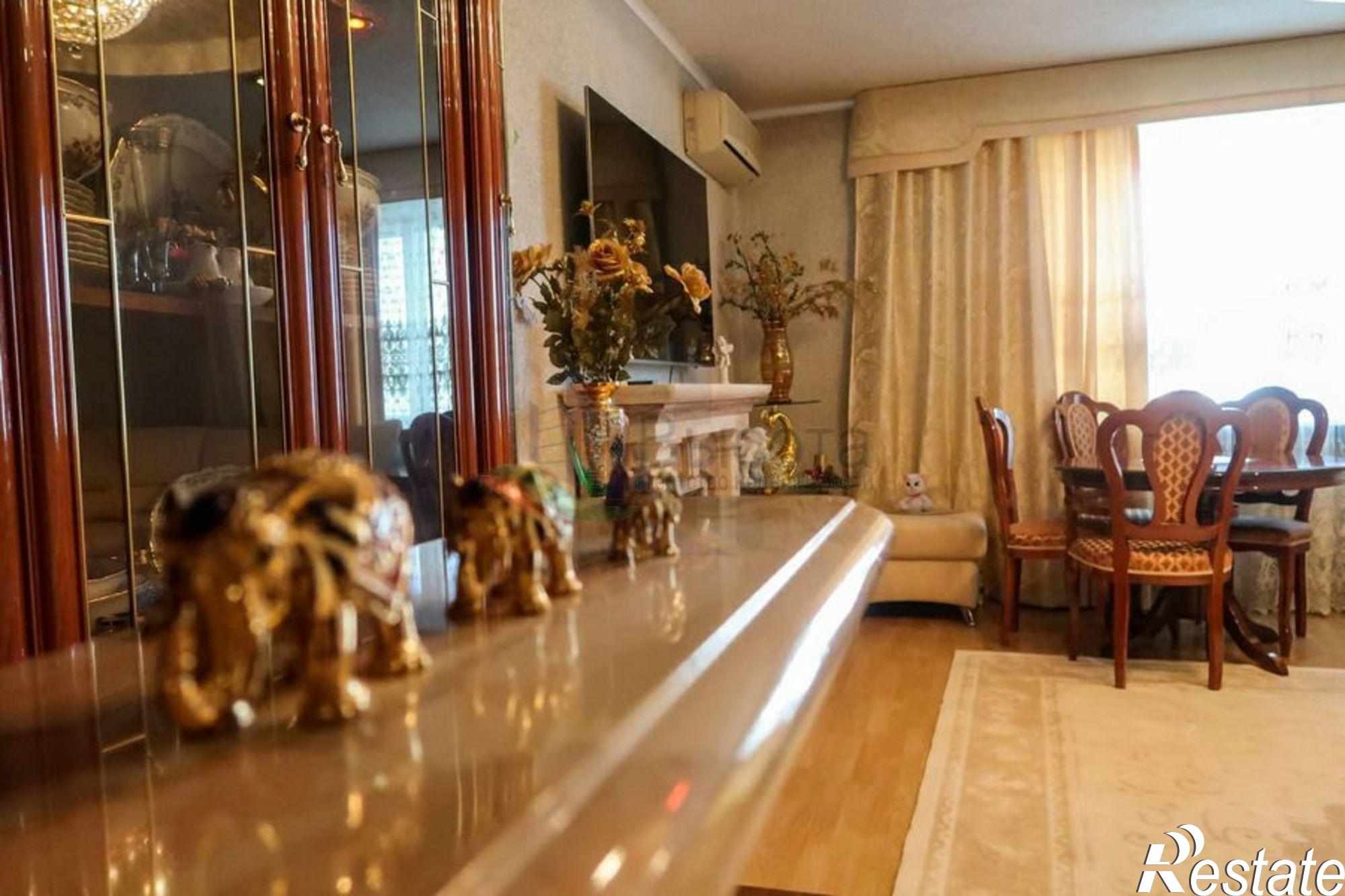 Купить квартиру за 8 700 000 рублей на ул. Немировича-Данченко,169