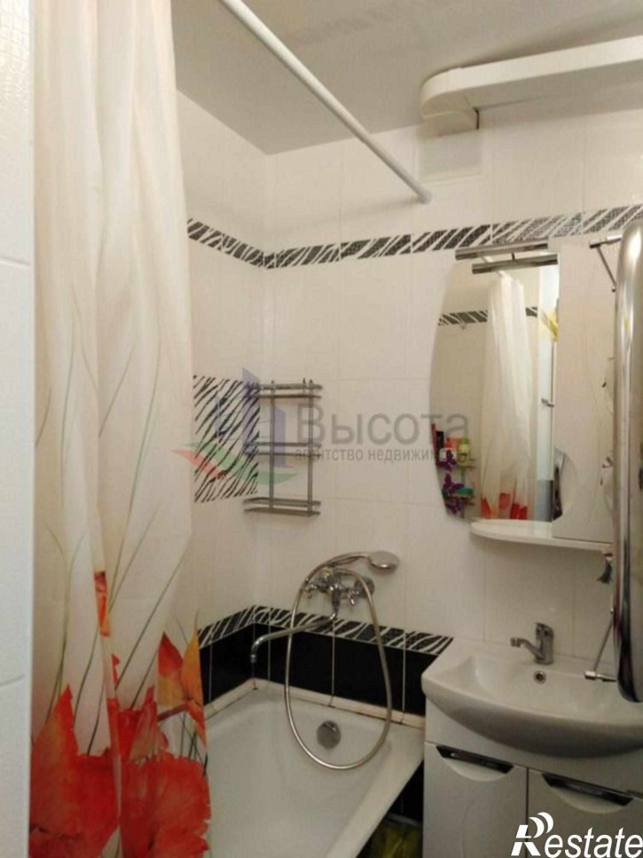 3-комн квартира пр-кт Красный,94/3