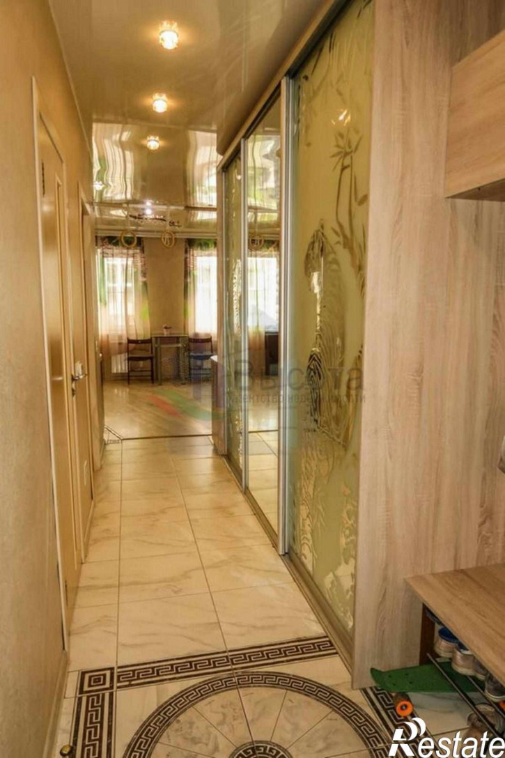 3-комн квартира ул. Овражная,11