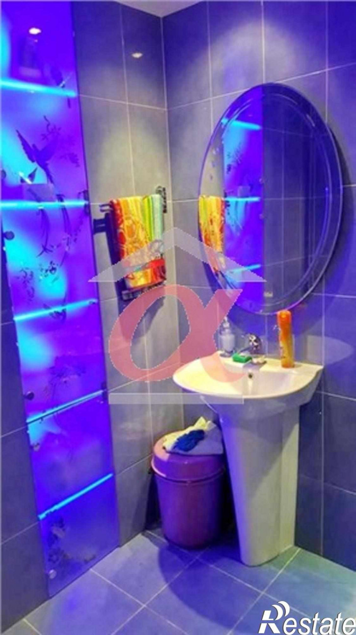4-комн квартира Комсомольский проспект, 11а