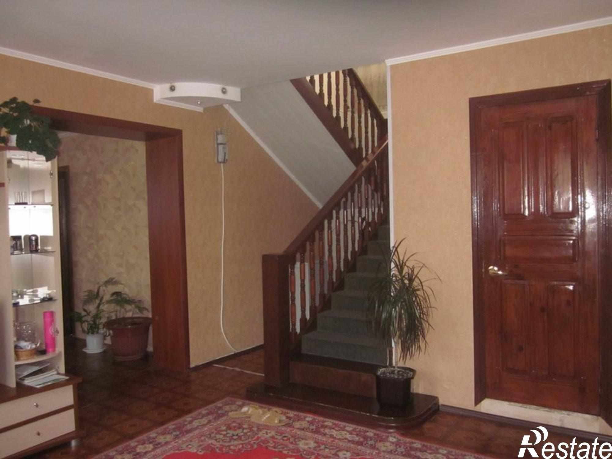 Сдать дачу, дом, коттедж за 50 000 рублей на г. Астрахань, Советский район, ул. Безжонова