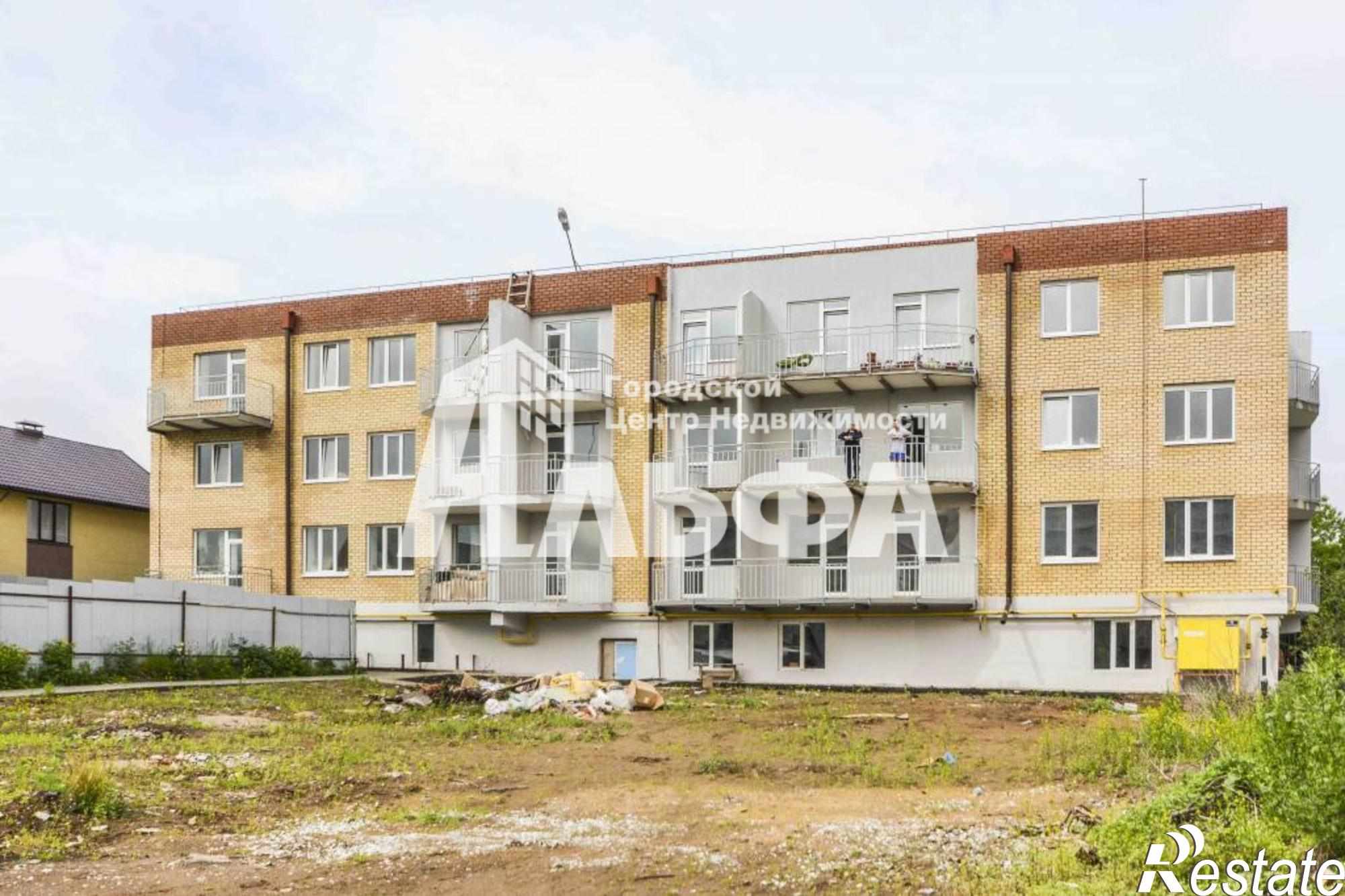 Купить квартиру за 3 000 000 рублей на Гайвинская улица, 42
