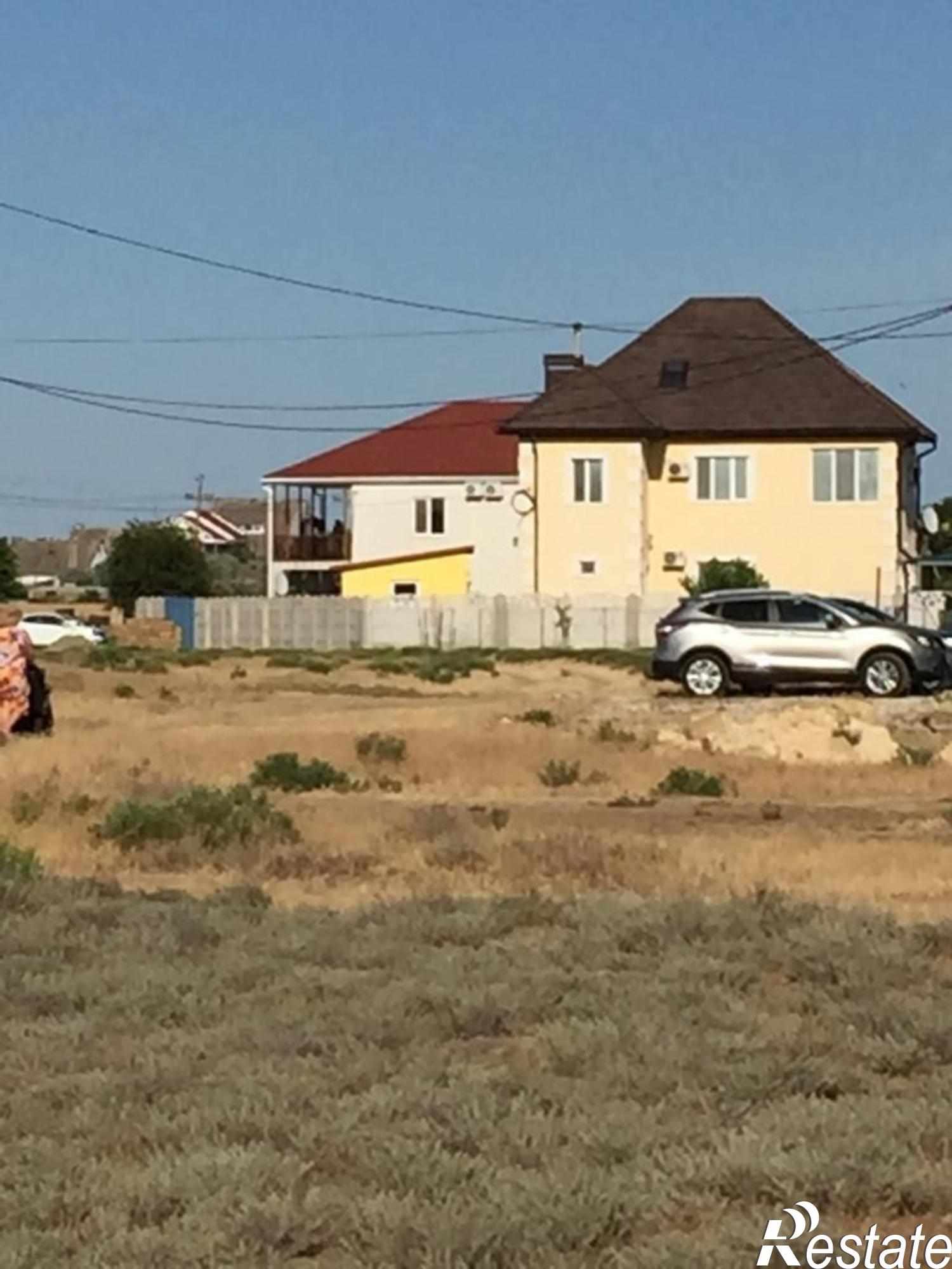 Купить землю, земельный участок за 8 200 000 рублей на Сакский район, село Молочное