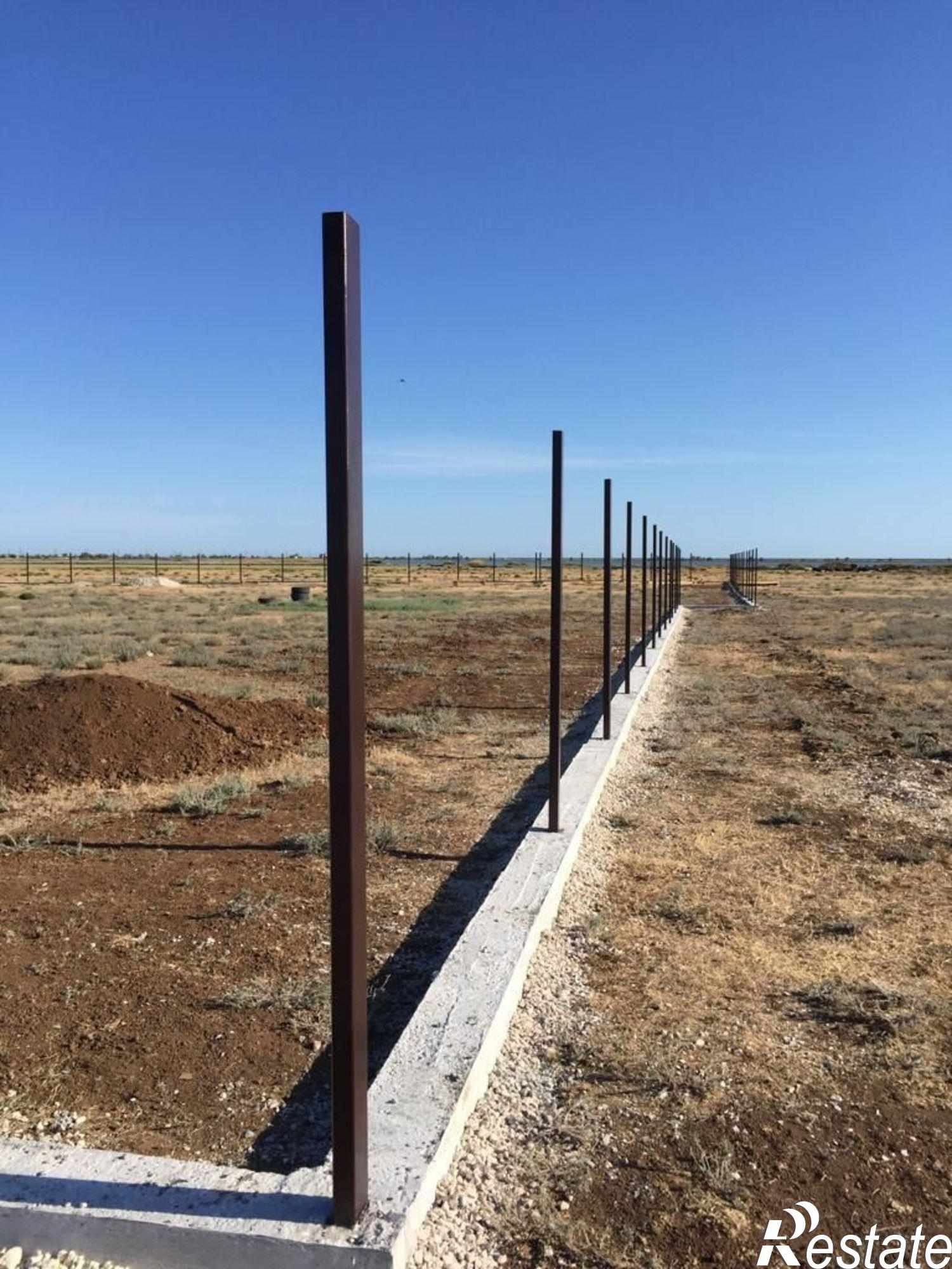 Купить землю, земельный участок за 8 200 000 рублей на Сакский район, село Молочное
