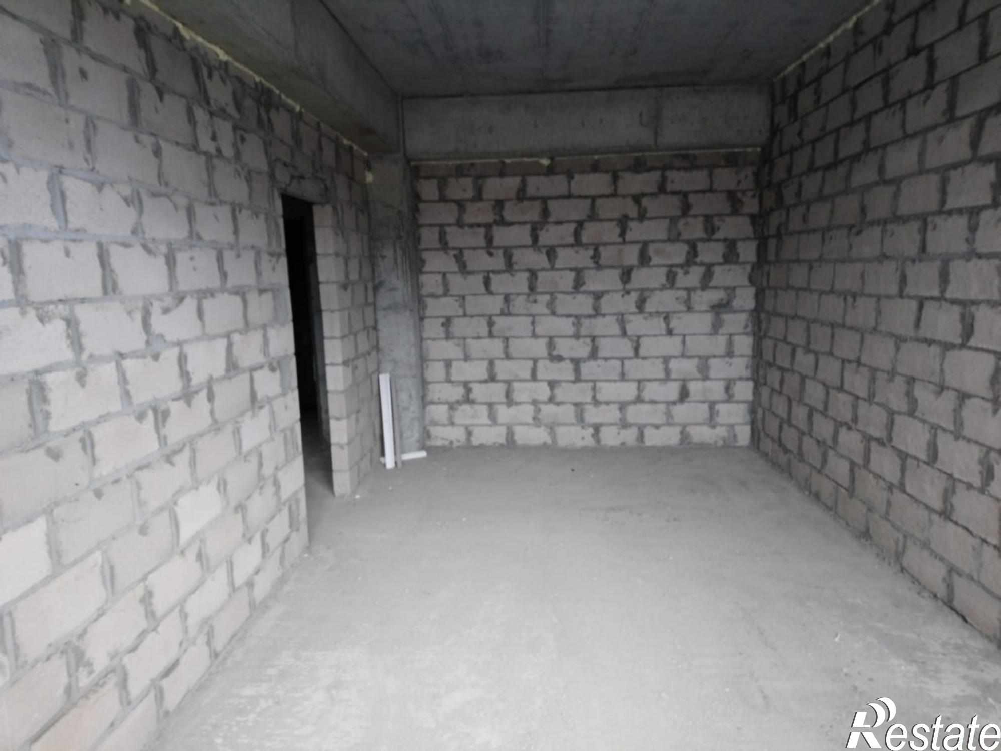 Купить квартиру за 2 450 000 рублей на Пестова ул, 9