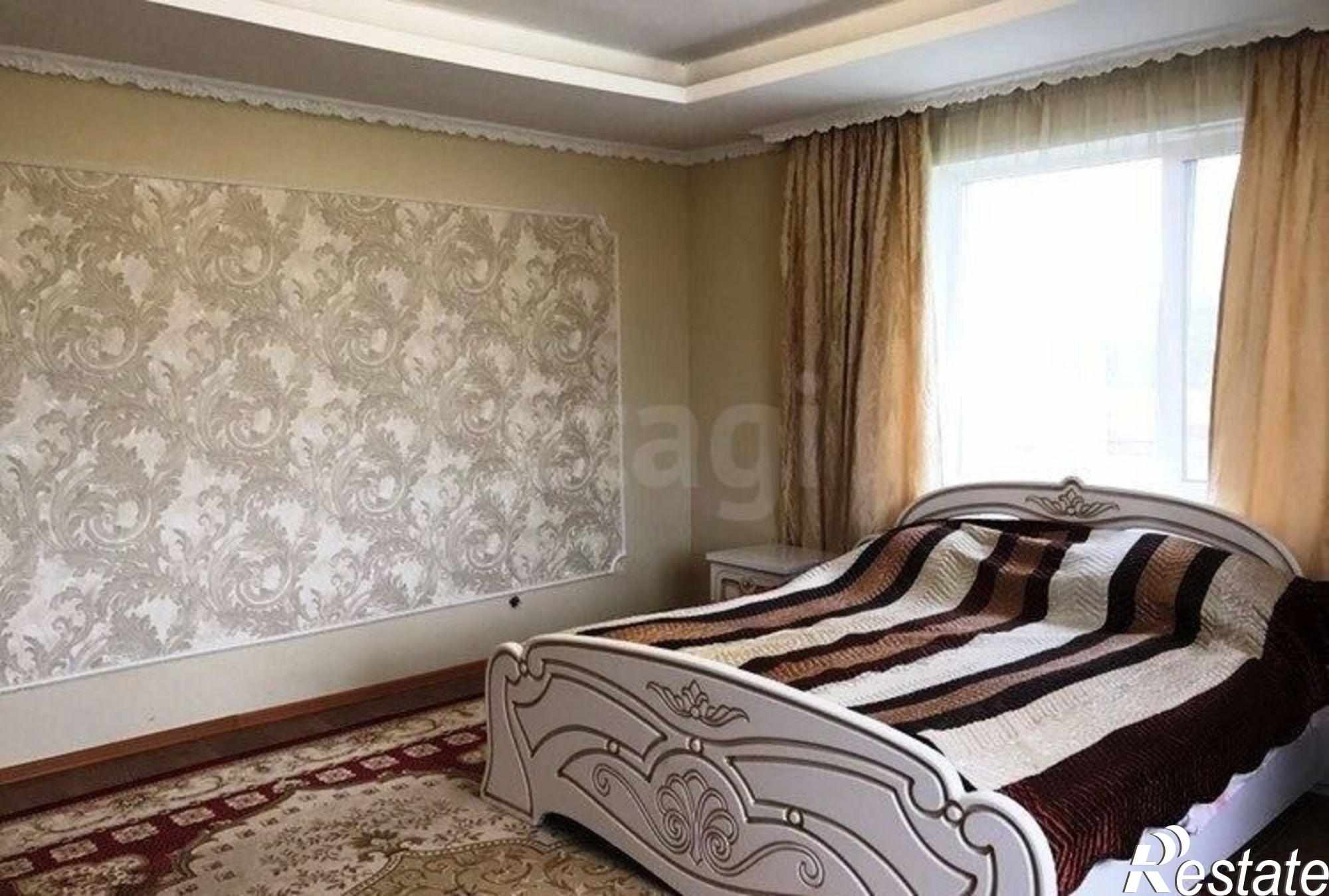 Купить дачу, дом, коттедж за 15 000 000 рублей на Хабаровская улица