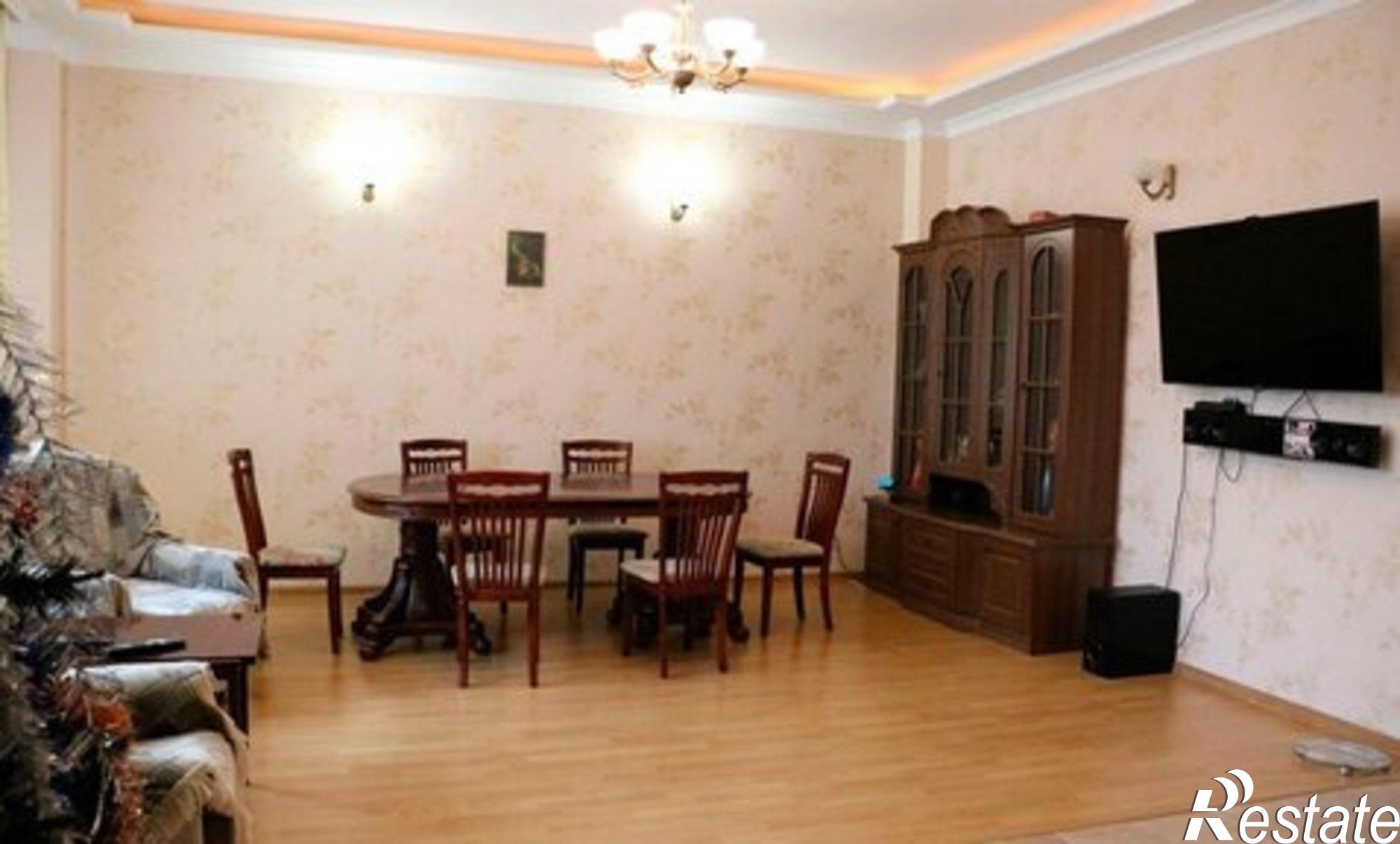 Купить дачу, дом, коттедж за 16 000 000 рублей на ул. Цветочная