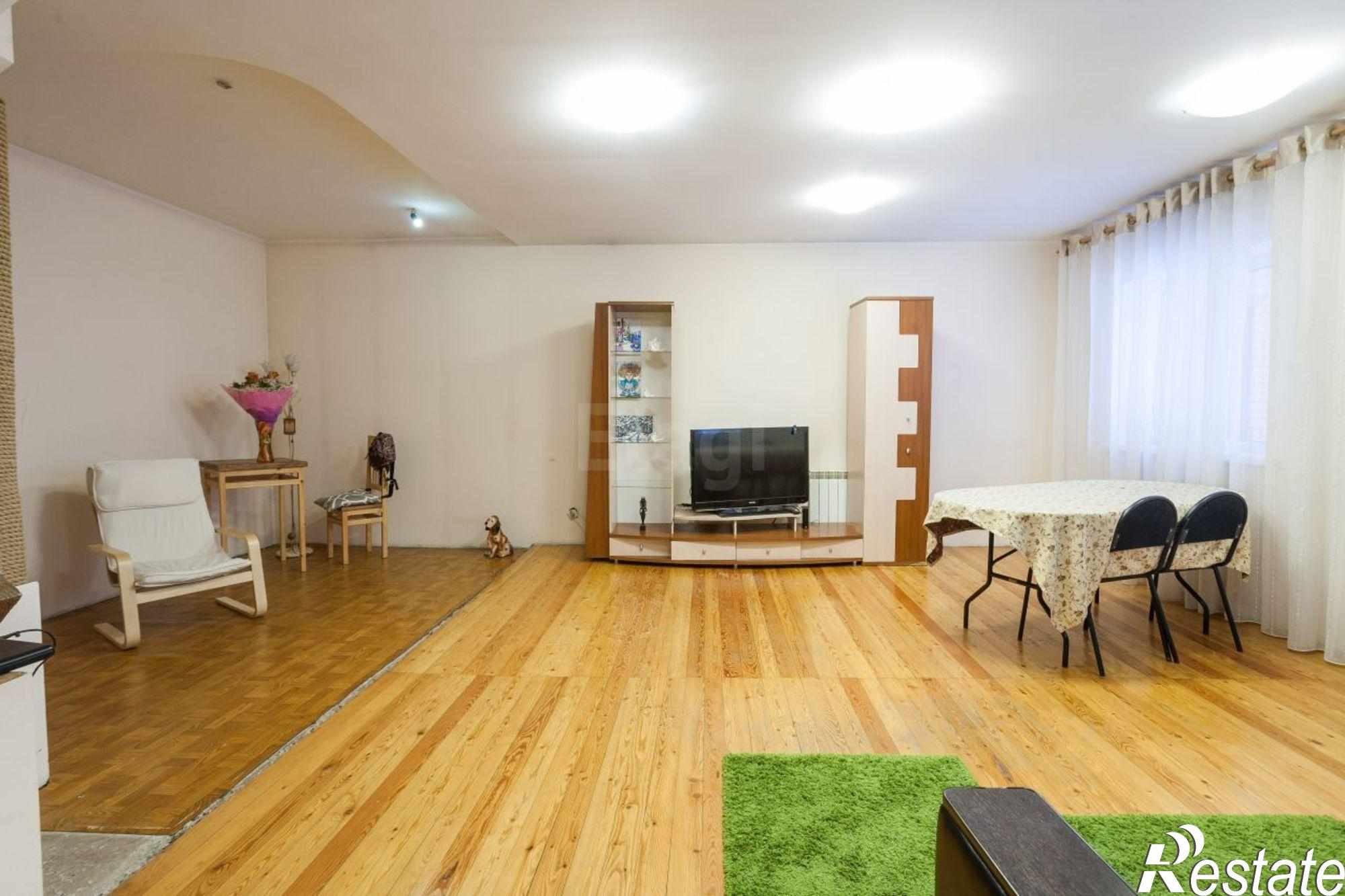 Купить дачу, дом, коттедж за 11 400 000 рублей на Пасечная улица