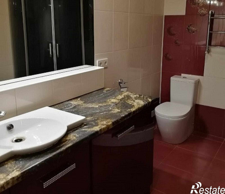 2-комн квартира улица Платова, 72В